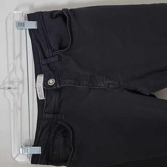 Zara Basic 1975 Denim Size 8 Black Skinny Jeans, Gently Used Condition - Picture 10 of 12